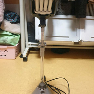 전기 조명 스탠드 판매해요