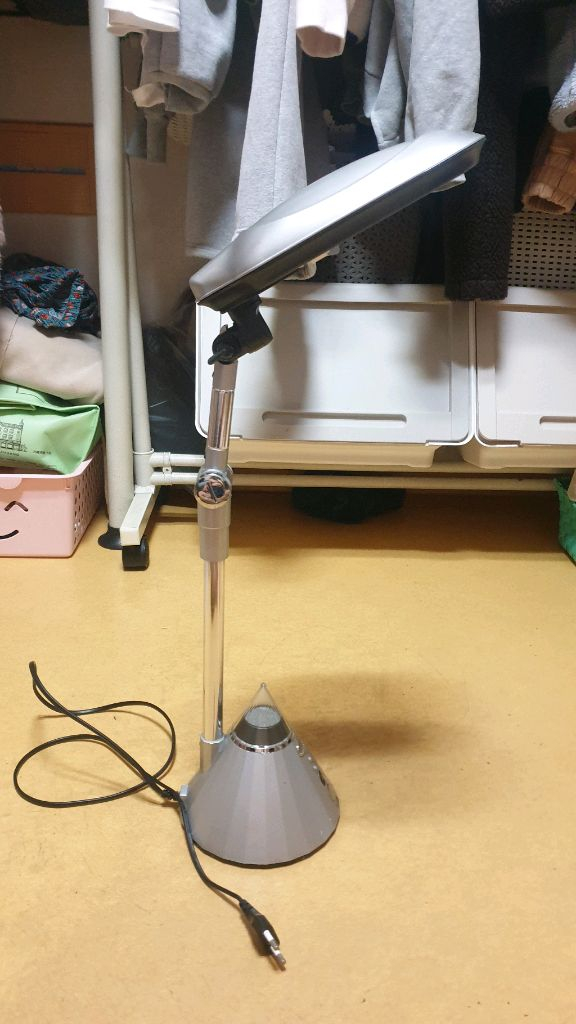 전기 조명 스탠드 판매해요--3