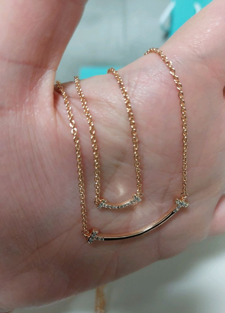 티파니 스마일 목걸이 이미지