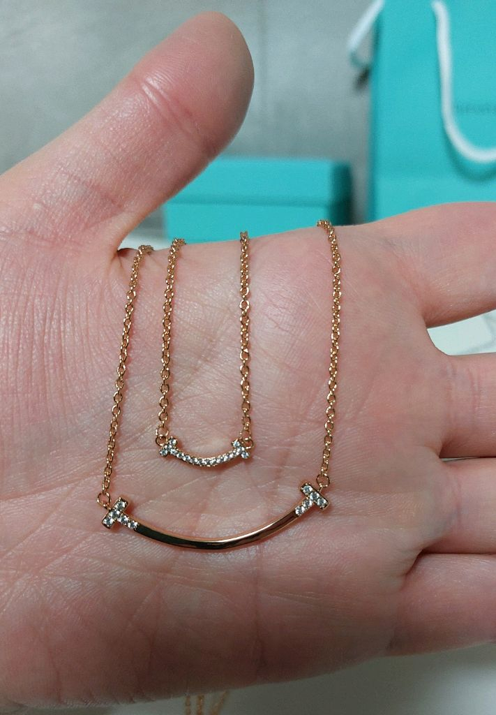 티파니 스마일 목걸이 이미지