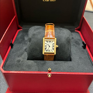 까르띠에 탱크루이 스몰