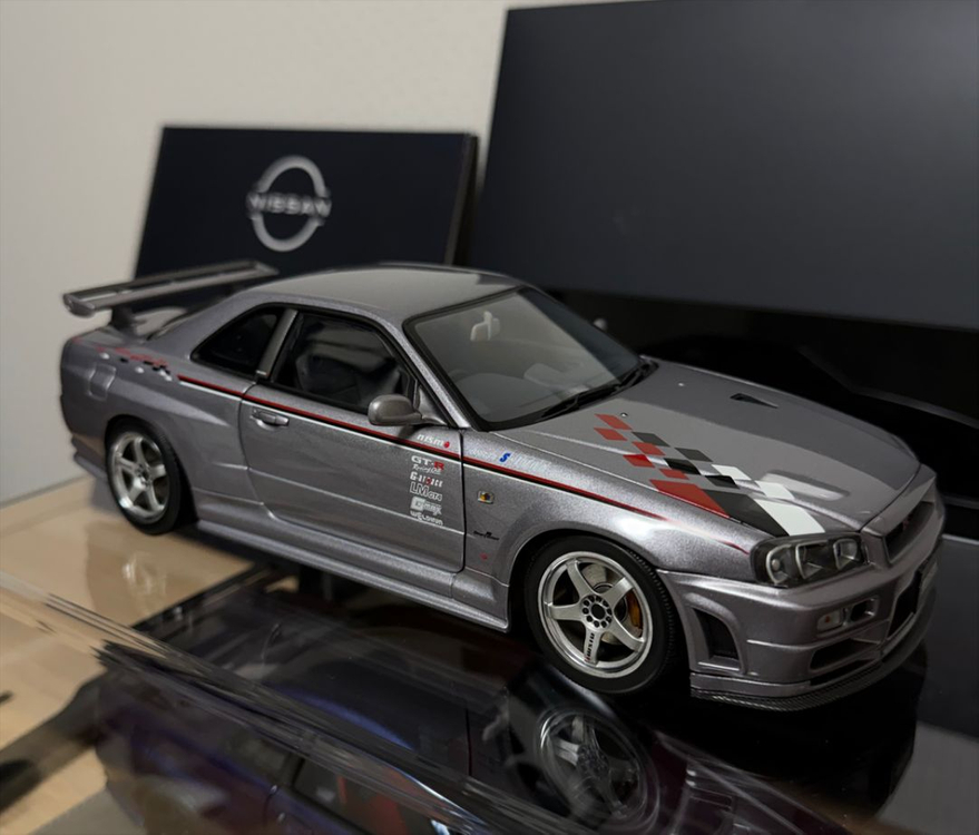 1:18 오토아트 밀레니엄 닛산 스카이라인 R34 GT-R 니스모 S-TUNE 다이캐스트 이미지