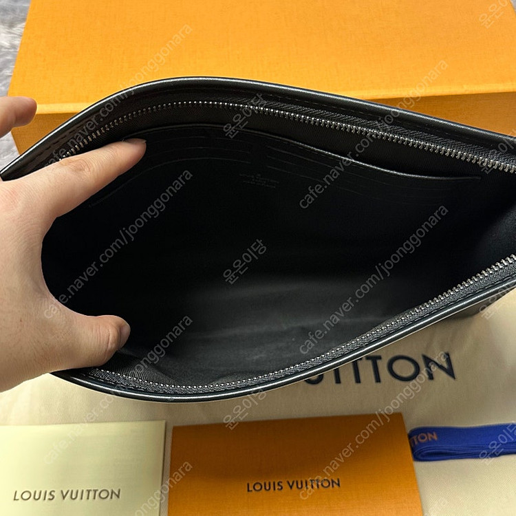 [풀구성] 루이비통 이클립스 리버스 포쉐트 보야주 클러치--2