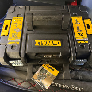 디월트 12V 콤보세트 DCK2110D2T 새제품 임팩 드릴