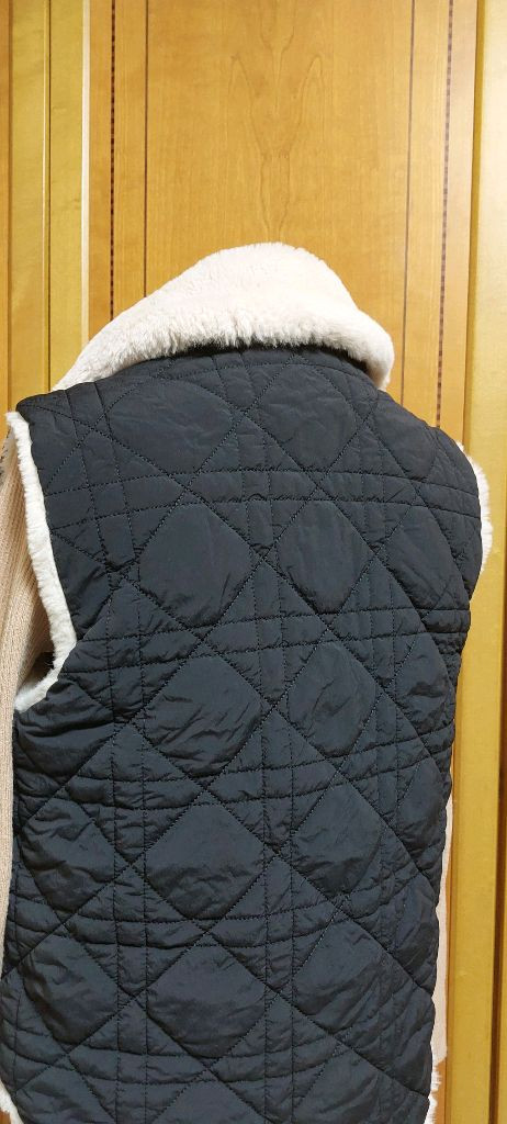 토끼털 카라 패딩 조끼--1