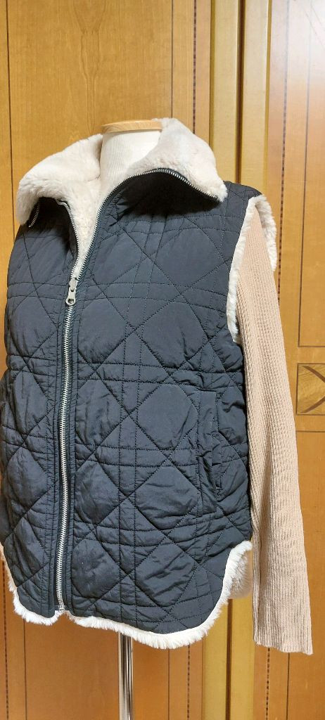 토끼털 카라 패딩 조끼--3