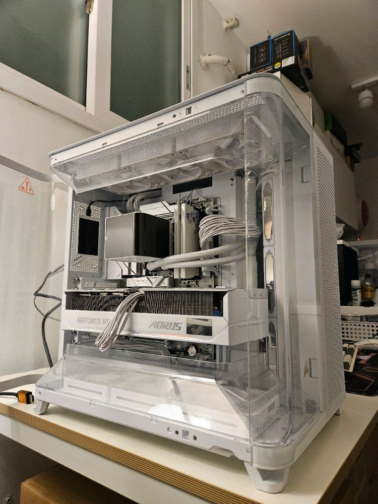 9800x3d/rtx5080/tryx/커세어 화이트 본체--5