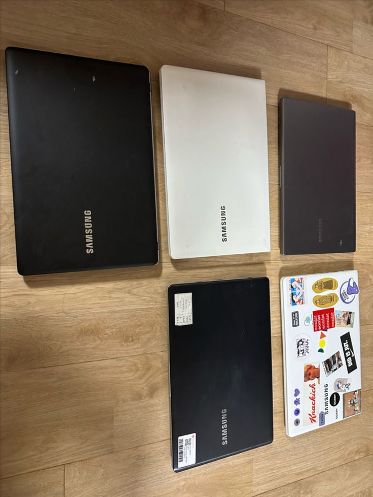 부품용 노트북 5대 일괄 판매--5