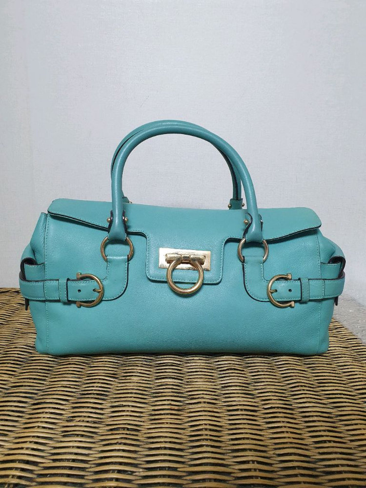 (정품)페라가모 토트백--1