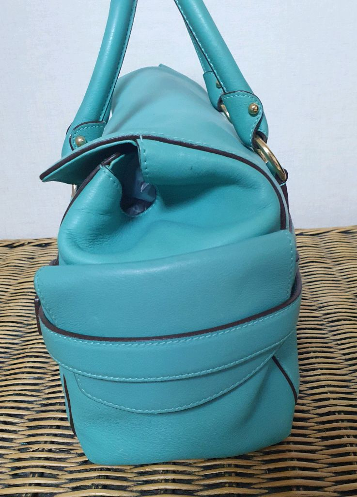 (정품)페라가모 토트백--2