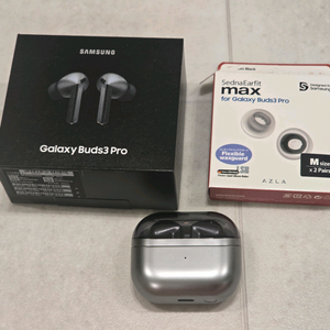 갤럭시 버즈3프로 그레이 풀박+아즈라맥스 이어팁 M사이즈x2페어 팝니다.