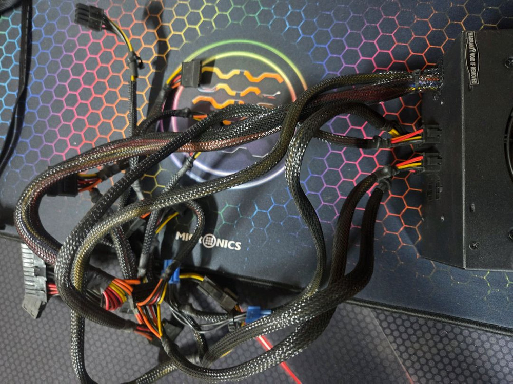 3RSYSTEM 600W 세미모듈 브론즈 파워서플라이--2