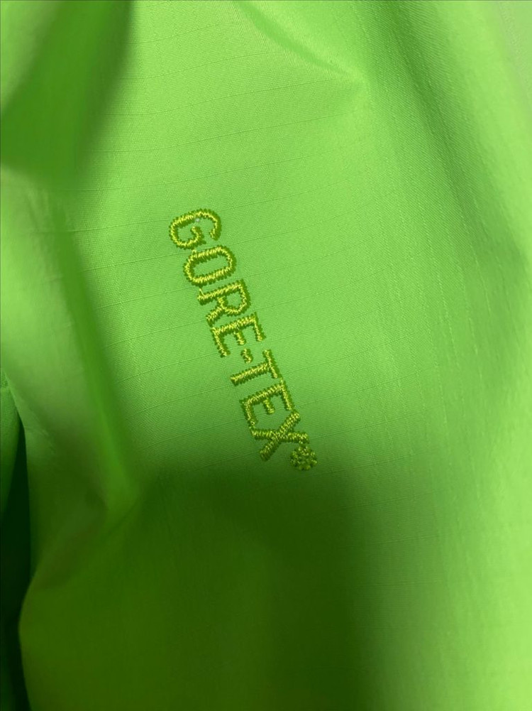 백화점판 정품 아크테릭스 베타 고어텍스 바람막이 자켓 우먼s--4