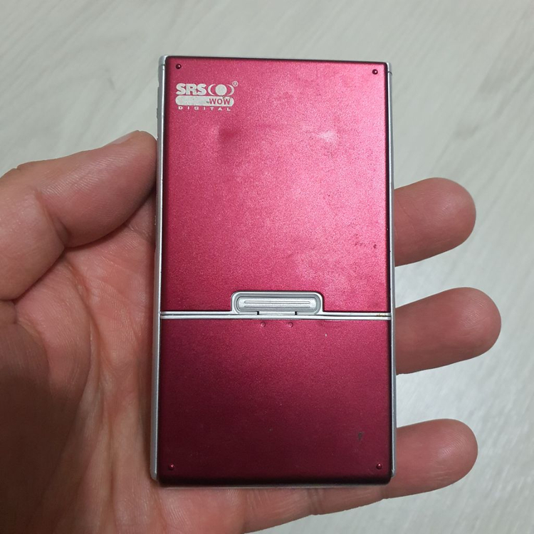 아이리버 쥬크박스 H10 5기가 mp3 정크품--1