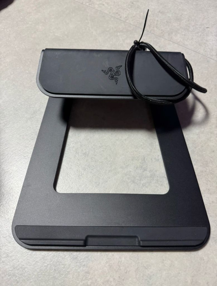 레이저 블레이드 14 RTX 4070 게이밍 노트북--8