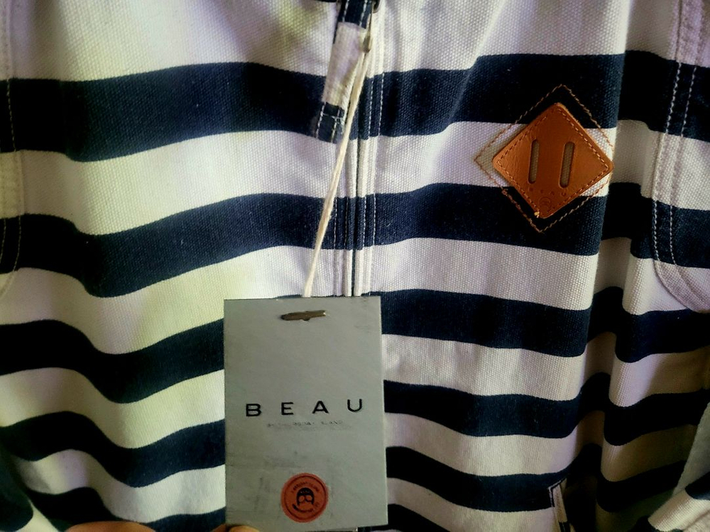 [미사용 택달린 새상품]* 써스데이아일랜드 남자 후드자켓--9