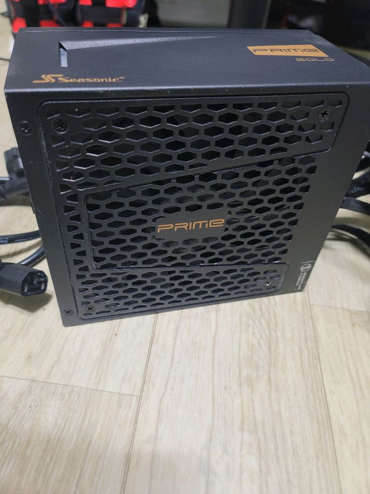80PLUS 골드 파워서플라이 1300W--3
