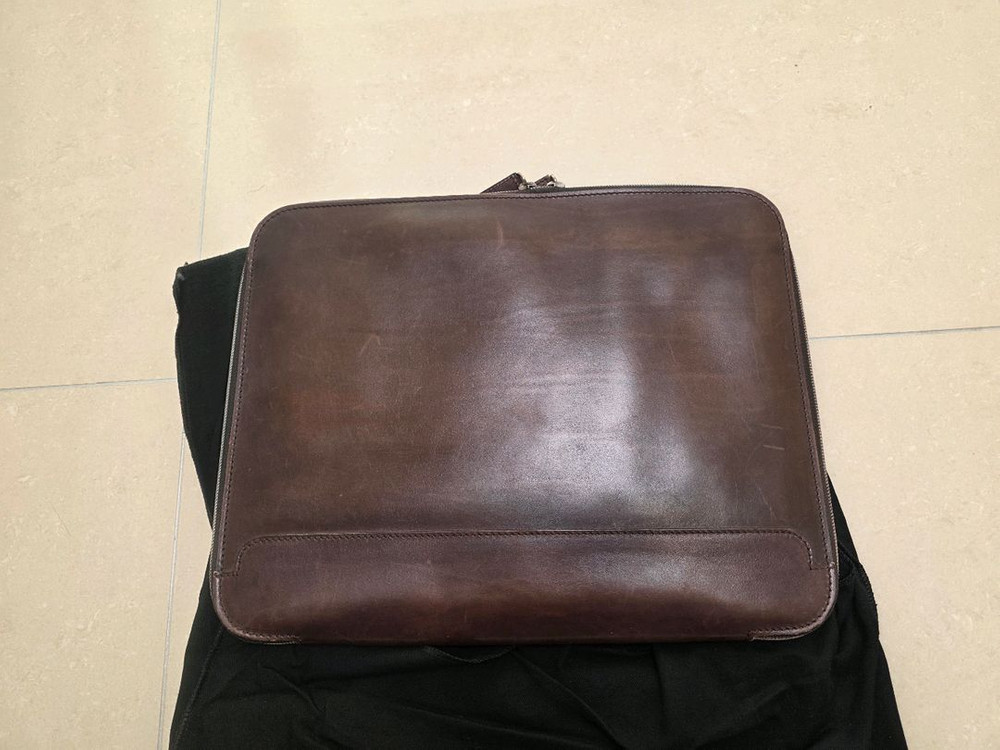 벨루티 남자 클러치백--1