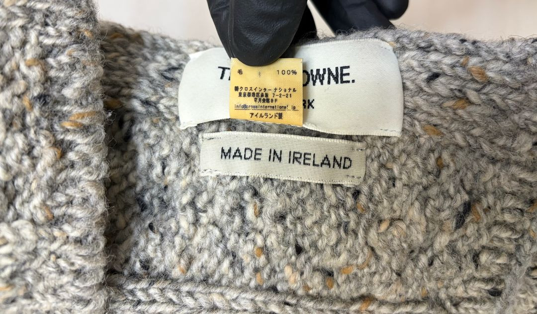 톰브라운 케이블 니트 연회색 머플러--3