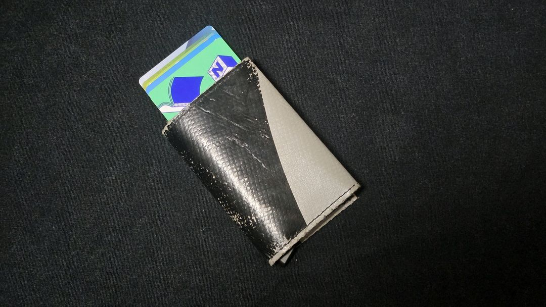 프라이탁X시크리드 f705 지갑--1