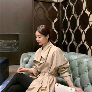 바이씨니 제작 하이넥 트렌치 베이지 Free 오리지널 새상품 판매합니다!!