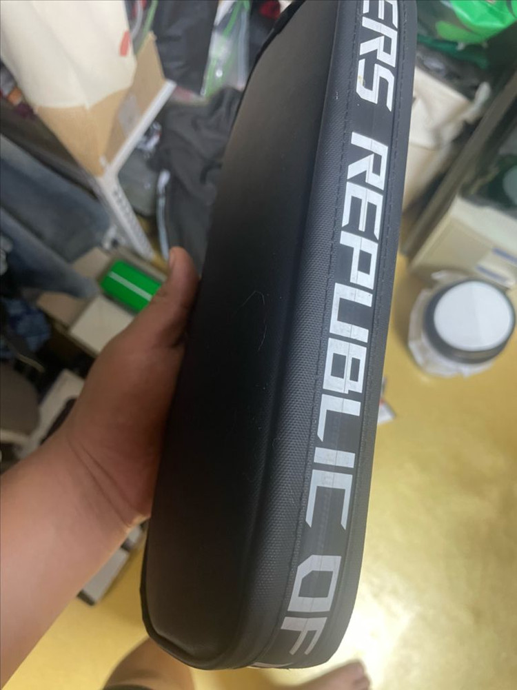 rog ally 로갈리 2테라 (1세대+풀박스 판매--1