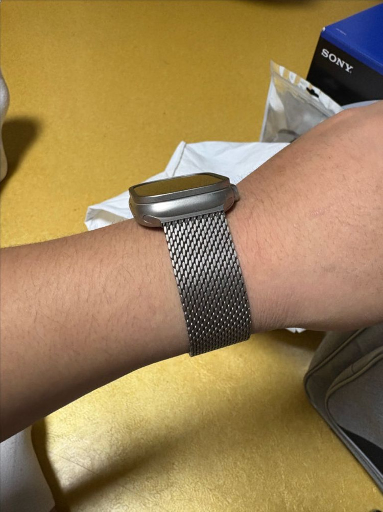 애플워치 울트라2 49mm티타늄 밀레니즈루프 패키지 +필름포함 풀셋 급처--3