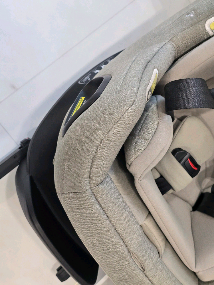 뉴나 토들넥스트 아이사이즈 360도 회전 카시트 상태좋음--1