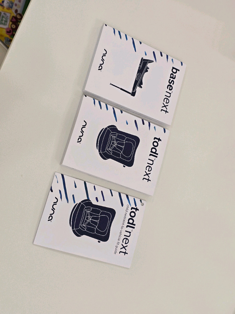 뉴나 토들넥스트 아이사이즈 360도 회전 카시트 상태좋음--8