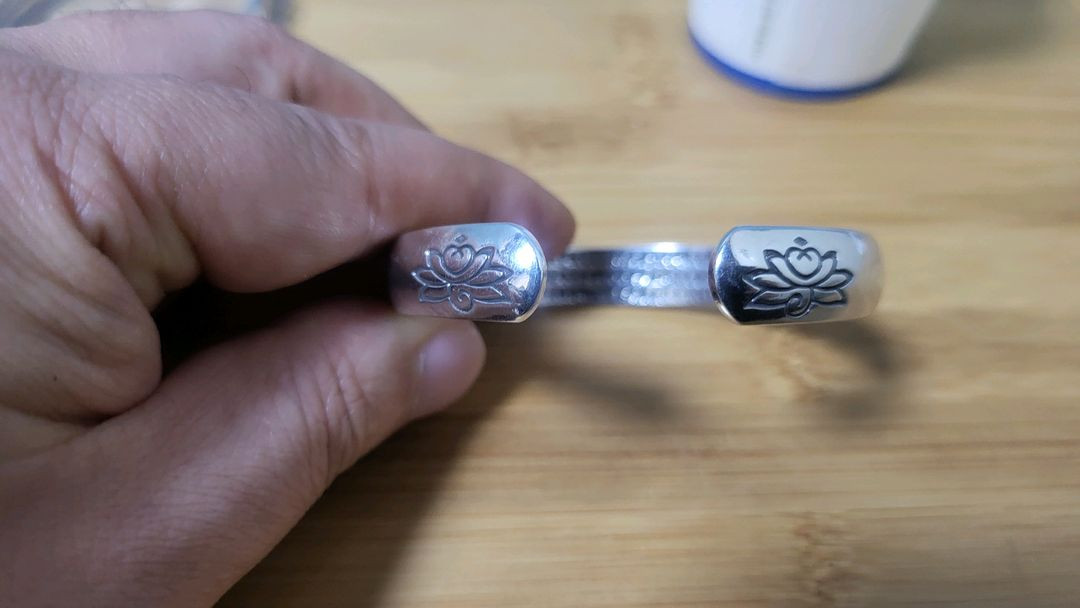 새상품) 반야심경 각인 연화문 스테인레스 팔찌--6