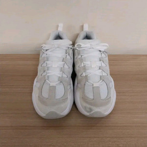 여성 나이키 테크 헤라 화이트 런닝화, 운동화 (235) 이미지