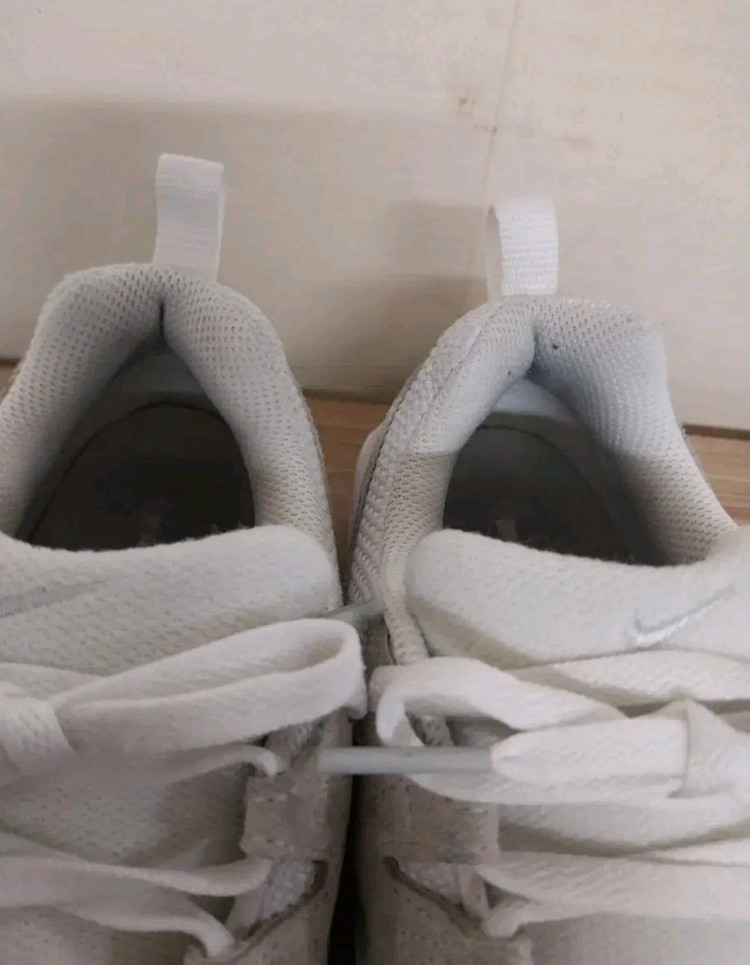 여성 나이키 테크 헤라 화이트 런닝화, 운동화 (235) 이미지