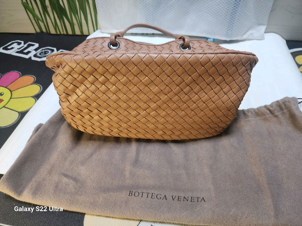 보테가베네타 인트레치아토 토트백입--5