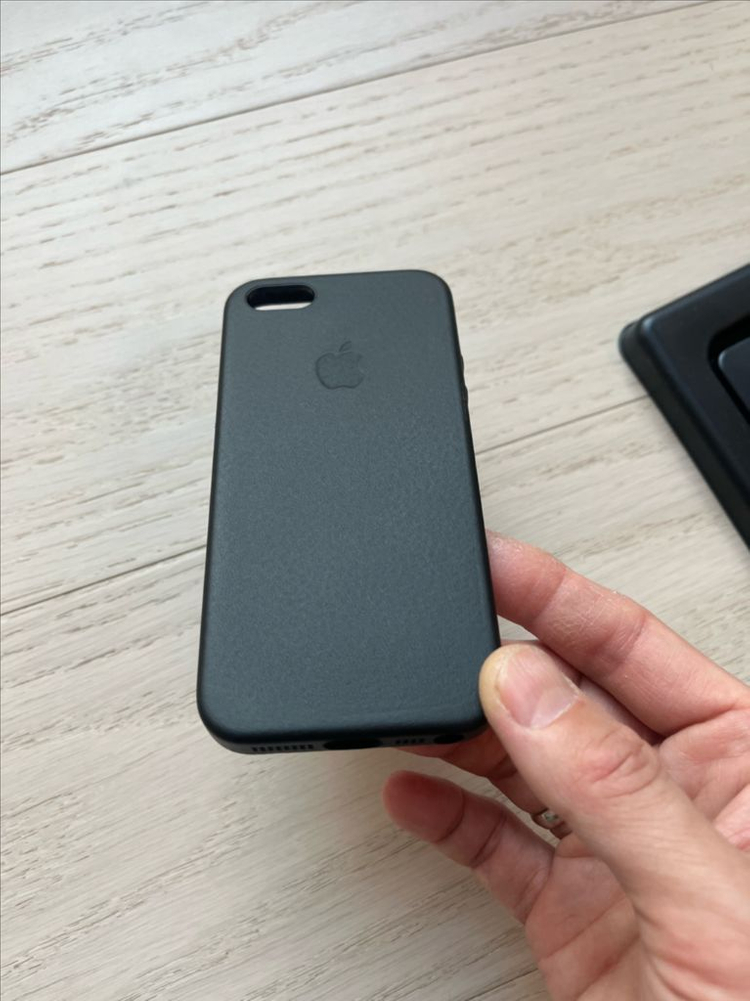 아이폰 SE 1세대 5 5S용 정품 가죽케이스 미사용--0