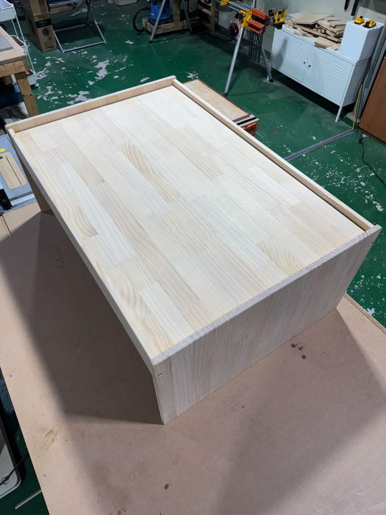 원목 기차놀이 테이블 (새제품)--6