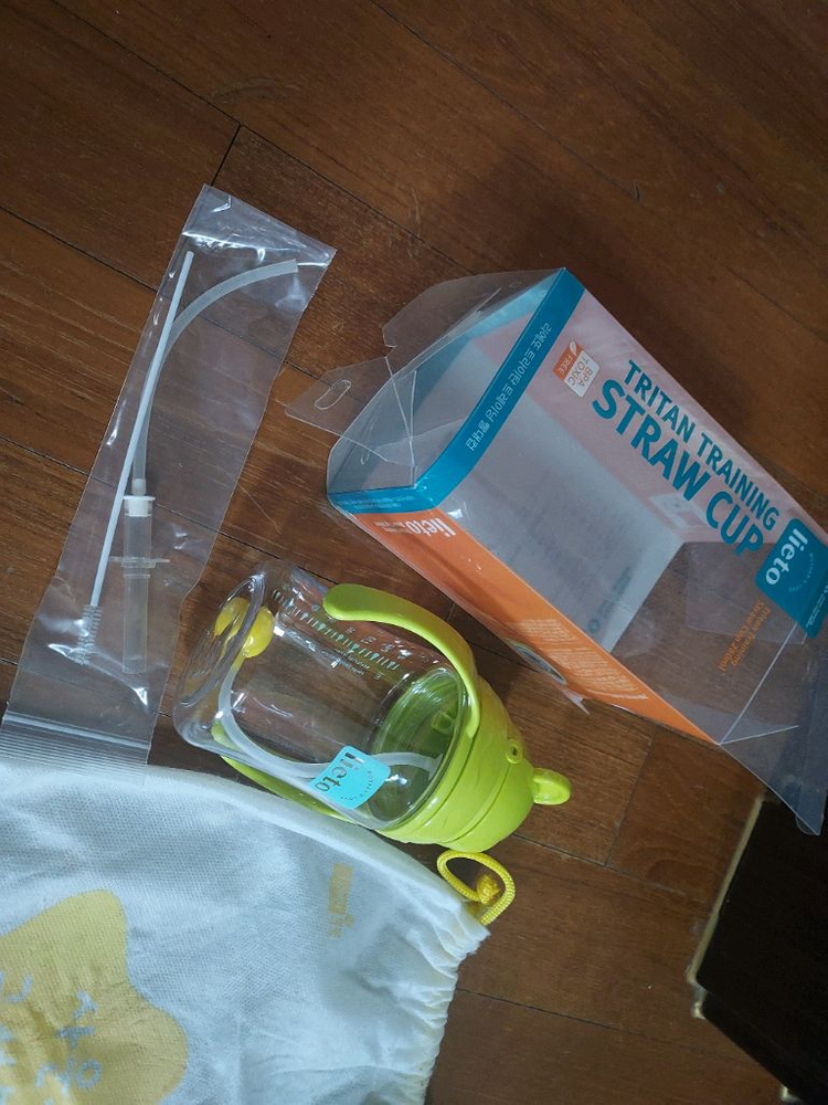 원목사운드블럭,빨대컵(미사용)등등 전부2만원--1