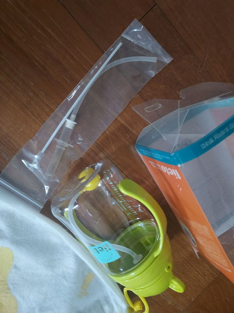 원목사운드블럭,빨대컵(미사용)등등 전부2만원--2