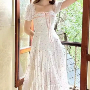 티파니스튜디오 화이트 플라워 리본 롱원피스 휴양지여름원피스