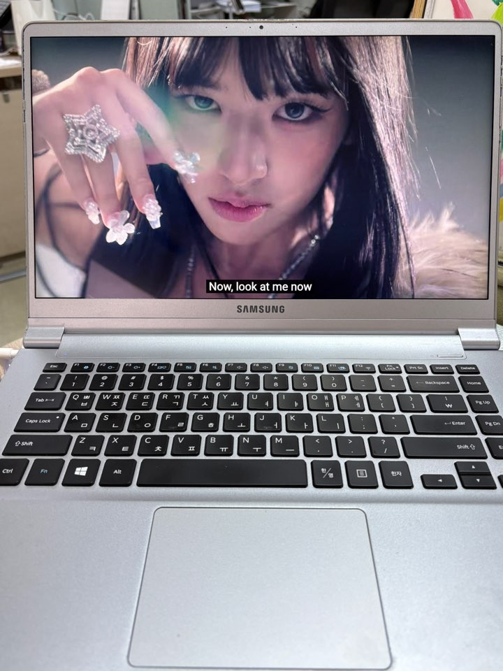 삼성 노트북 9 15인치 metal i5 8GB 256GB (초경량 1.29kg) NT901X5L--0