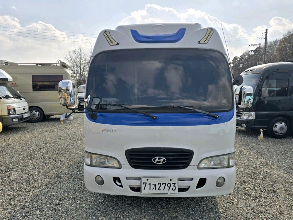 07.카운티4인승캠핑카(풀옵션,DPF장착,15만km)-전액할부됨 이미지