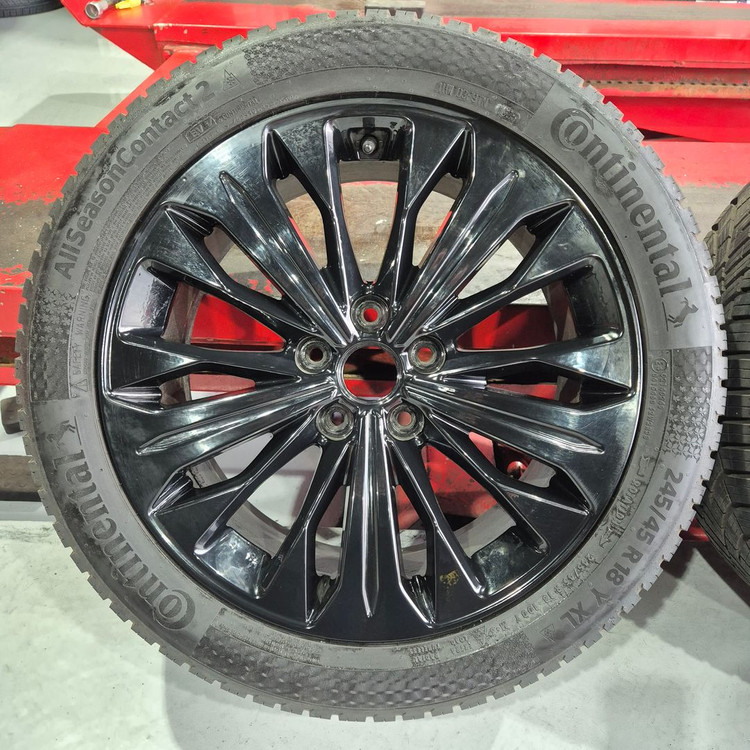 K8 순정 19인치 블랙 휠타이어 세트 판매 올웨더타이어--1