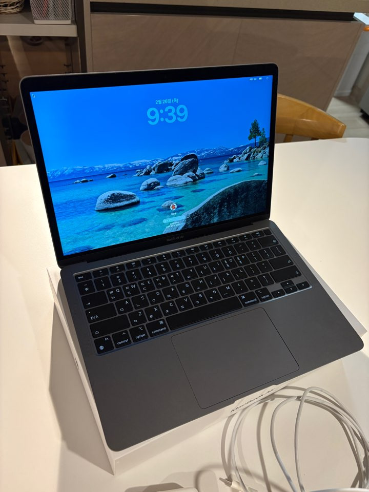 (풀박스 신품급) 맥북에어 M1 / 램 16GB / 사이클 5회 / 배터리 99%--0