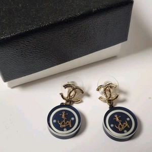 샤넬 CC로고 마린 드롭 귀걸이