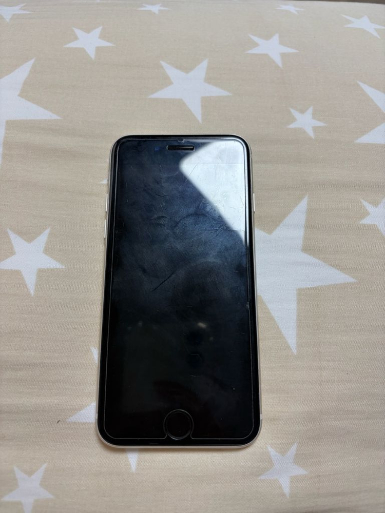 아이폰 se3 스타라이트 128기가 이미지