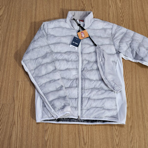 요넥스경량패딩 새제품