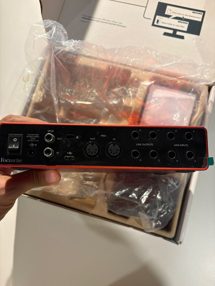 포커스라이트 스칼렛 8i6 오인페 (솔로, 2i2 상위모델)--3