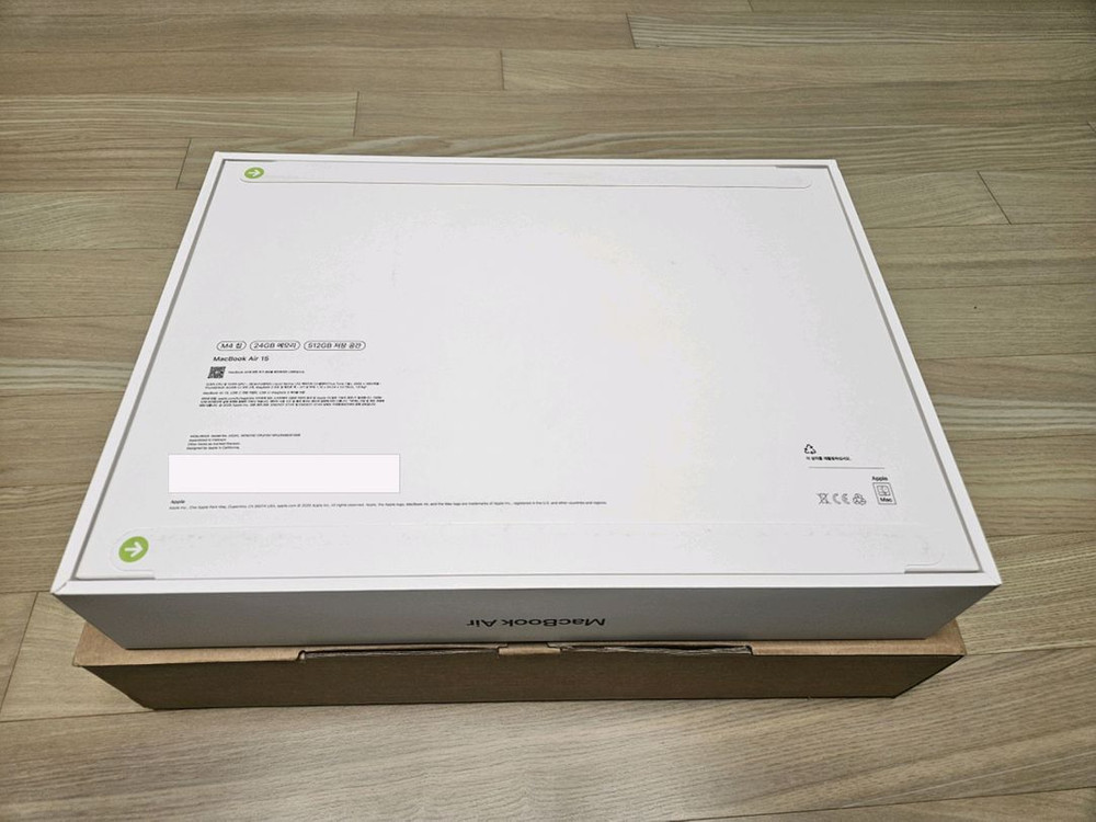 [판매] 미개봉 맥북에어15 / m4 / 24G / 512G / 미드나잇 / 부산 동래/금정 / 200만--7