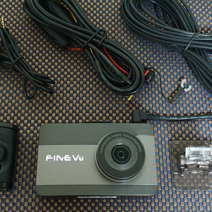 파인뷰 X700 블랙박스 (32GB, GPS) 이미지