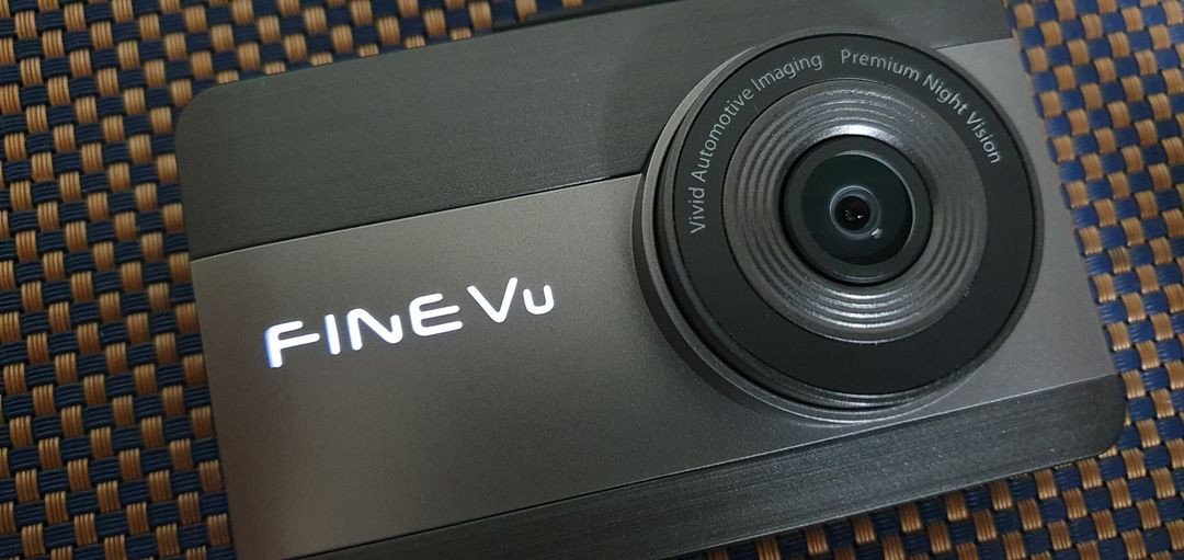 파인뷰 X700 블랙박스 (32GB, GPS) 이미지