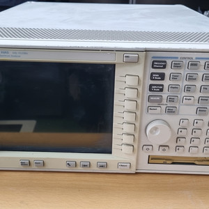 Agilent E4445A 스펙트럼 분석기 PSA Spectrum Analyzer 이미지